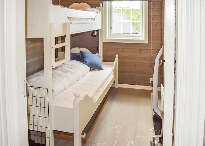 Dom wakacyjny Lovely In Passebekk With Wifi Omholt